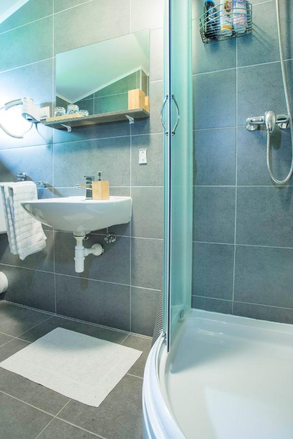 4 Seasons Guest House Rakovica Exterior foto