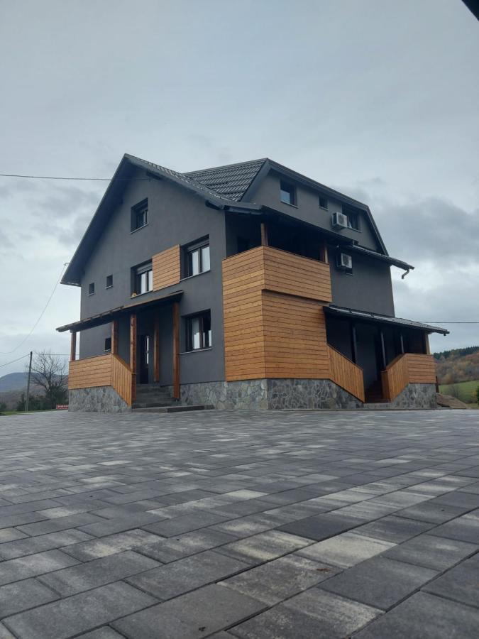 4 Seasons Guest House Rakovica Exterior foto